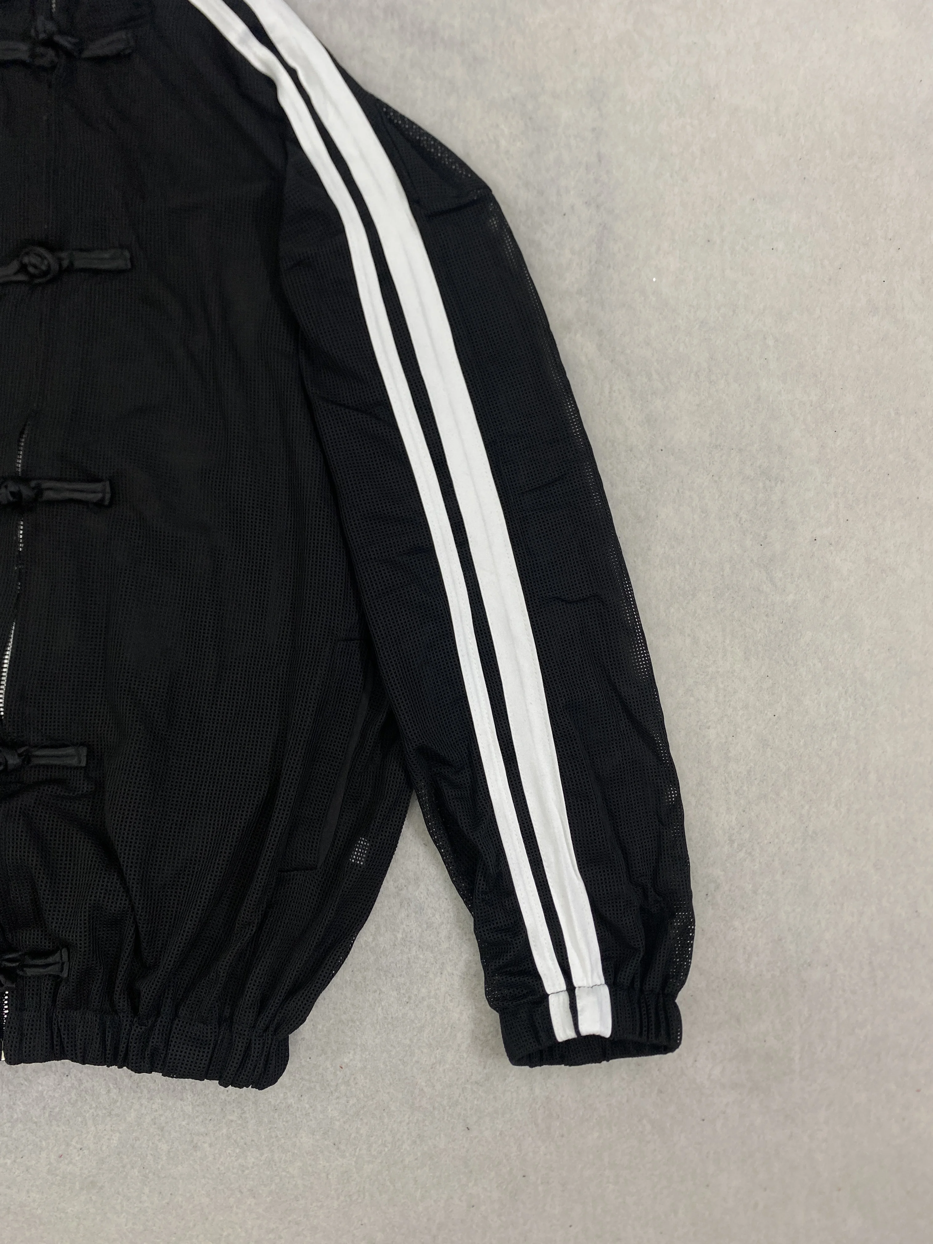 Neue Jacke im chinesischen Stil mit Schnallendesign für den Sommer, dünner, transparenter Cardigan mit Stehkragen. – Detail 5