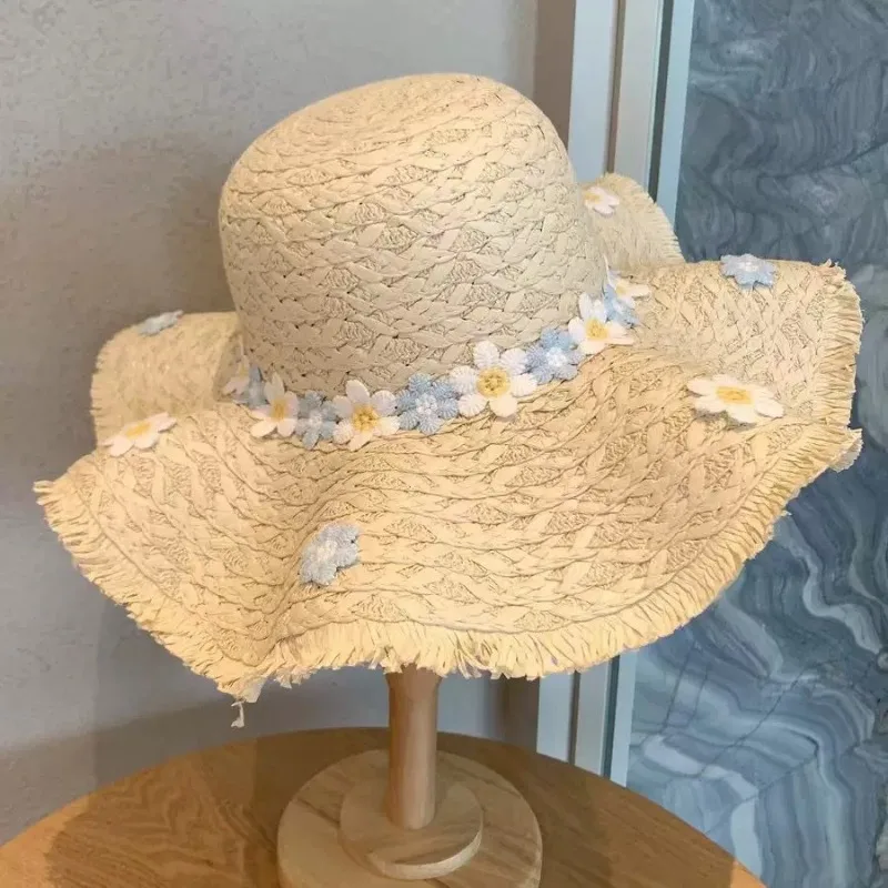 Summer Large Brim Sun Protection Hat Versatile Flower Outing Visor Hat Women Seaside Beach Vacation Raffia Straw Hat Fashion