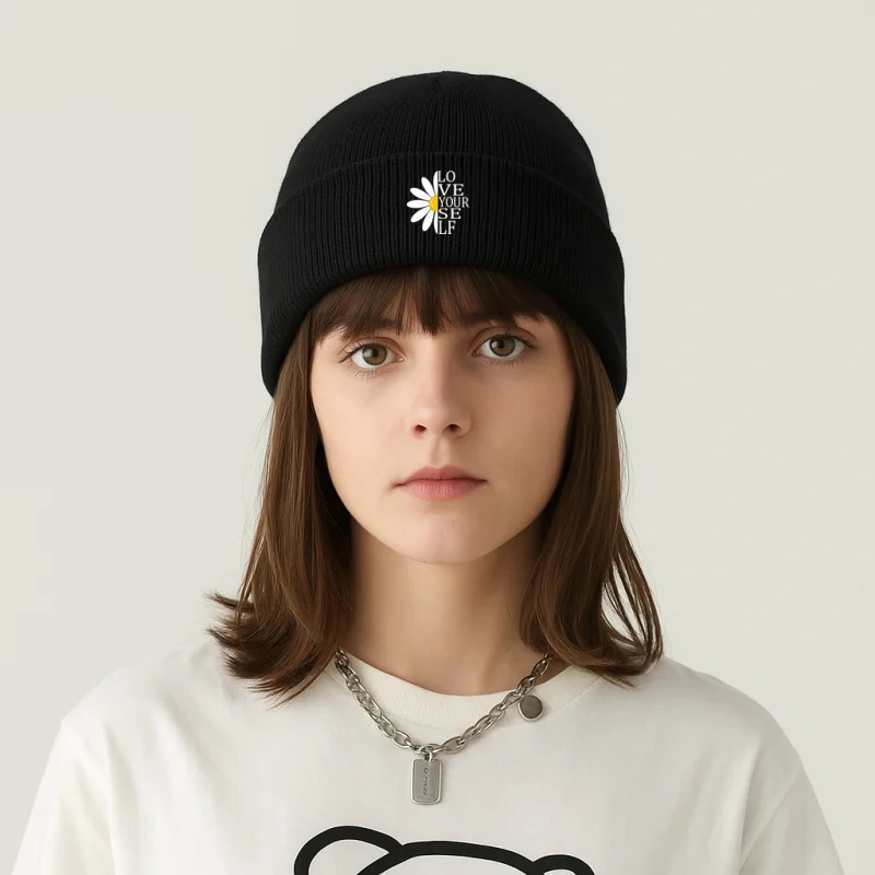 

Fashion Simple Trendy Letter Daisy Print Warm Autumn Winter Knitted Hat Unisex Outdoor Versatile Beanie