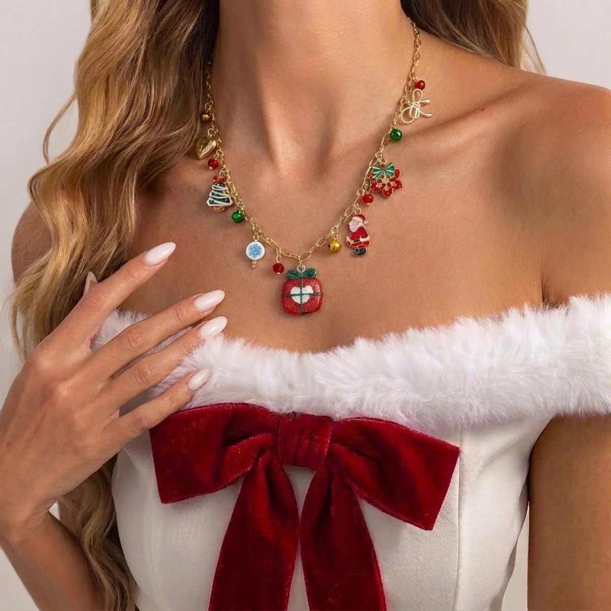 Weihnachts-Halskette mit Lebkuchenmann, Weihnachtsbaum, Hirsch, Schneeflocke, simulierten Perlen für Damen und Herren, Weihnachtsmann-Glocken, Choker, Party-Schmuck – Detail 18