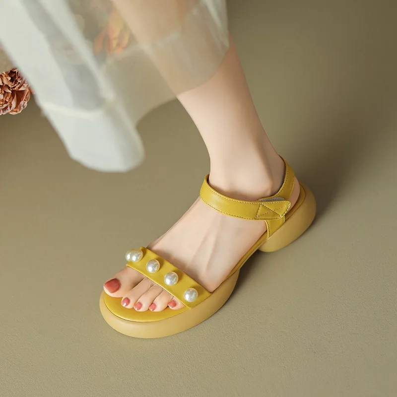 2024 Summer Low Sandals Woman Leather Large Size Female Shoe Muffins shoe Buckle Strap Open Toe Clogs With Heel Low-heeled Big G