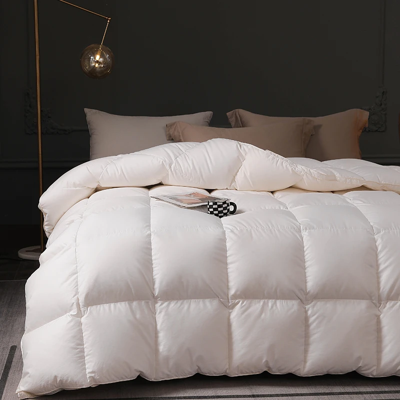 Luxurious  Comforter Quilts Duvets For winter bed duvet 2 people double Filled with high-end Pure  95% 5A Grade White Goose down