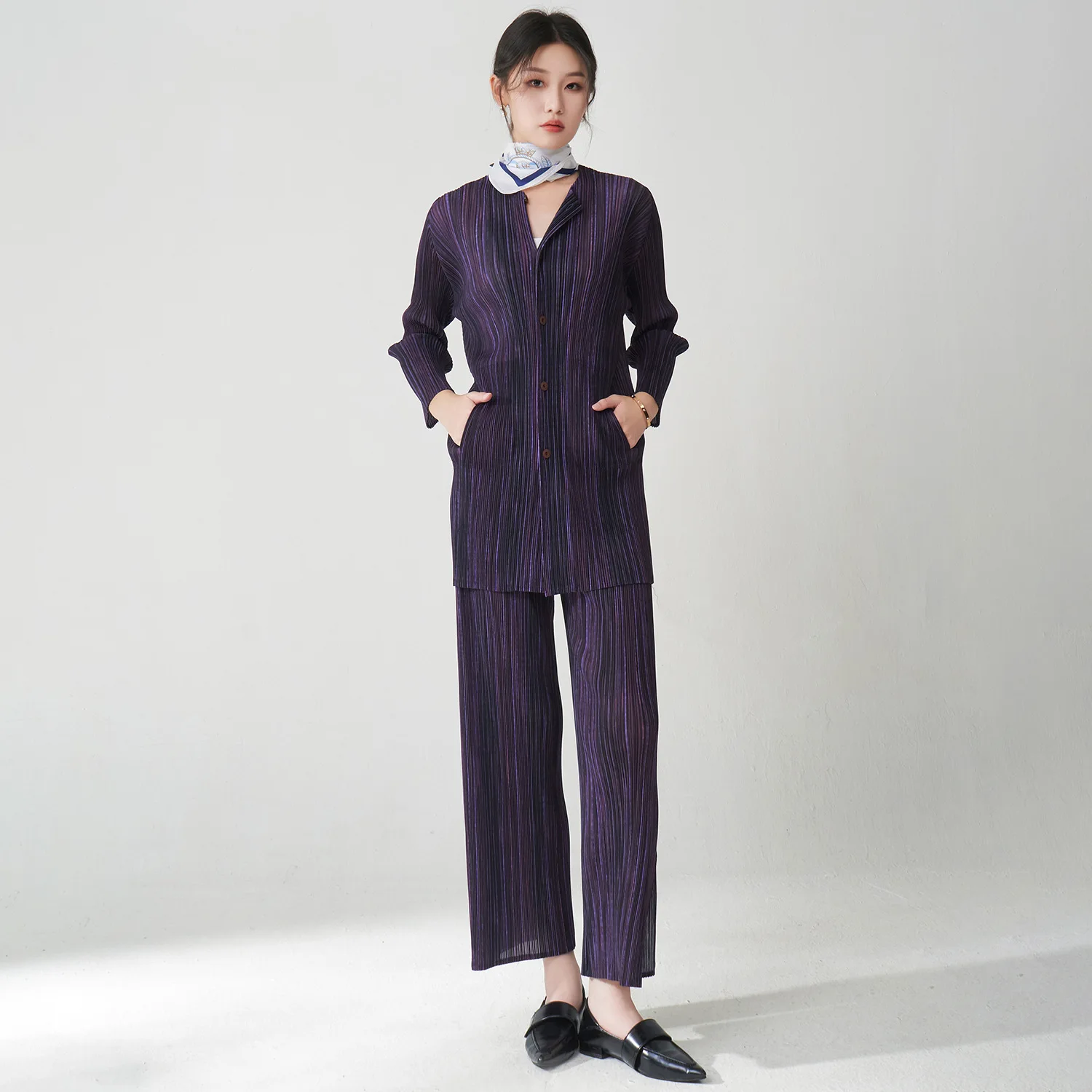 

Miyake Pleated Autumn New 2025 Soft Tie Dye Printed Fashionable Loose Two-piece Set Casual Versatile Wide Leg Pants Set Pleat
