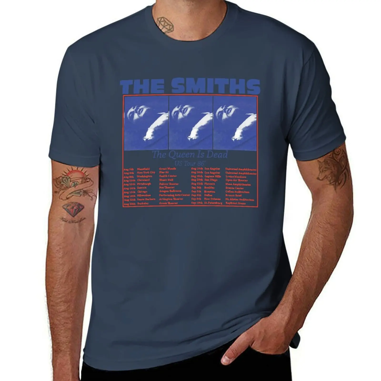 The smiths us tour ,the queen is dead T-Shirt Holiday Lightweight T-Shirt