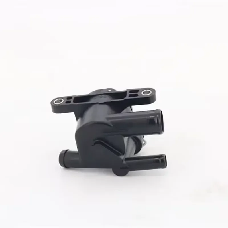 Direct factory wholesale Coolant Thermostat Flange TM1347 OE Quality LR093489 JDE38626 for LAND EVOQUE 2.0