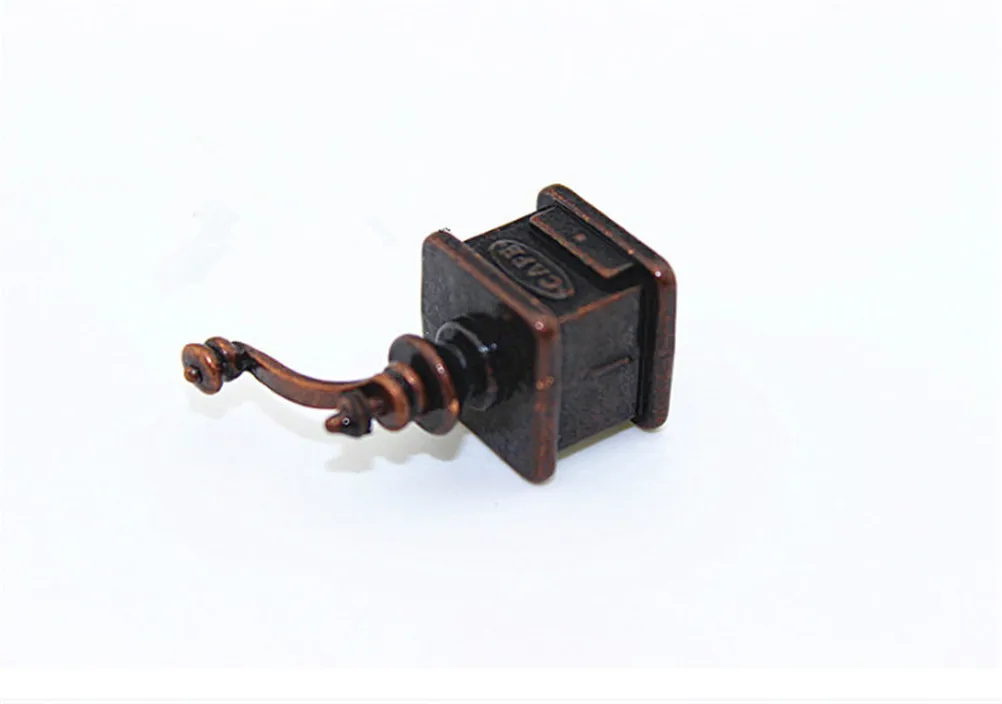 Nuevo Molinillo de café Vintage de cocina en miniatura para casa de muñecas, regalo para muñeca, 1 unidad,