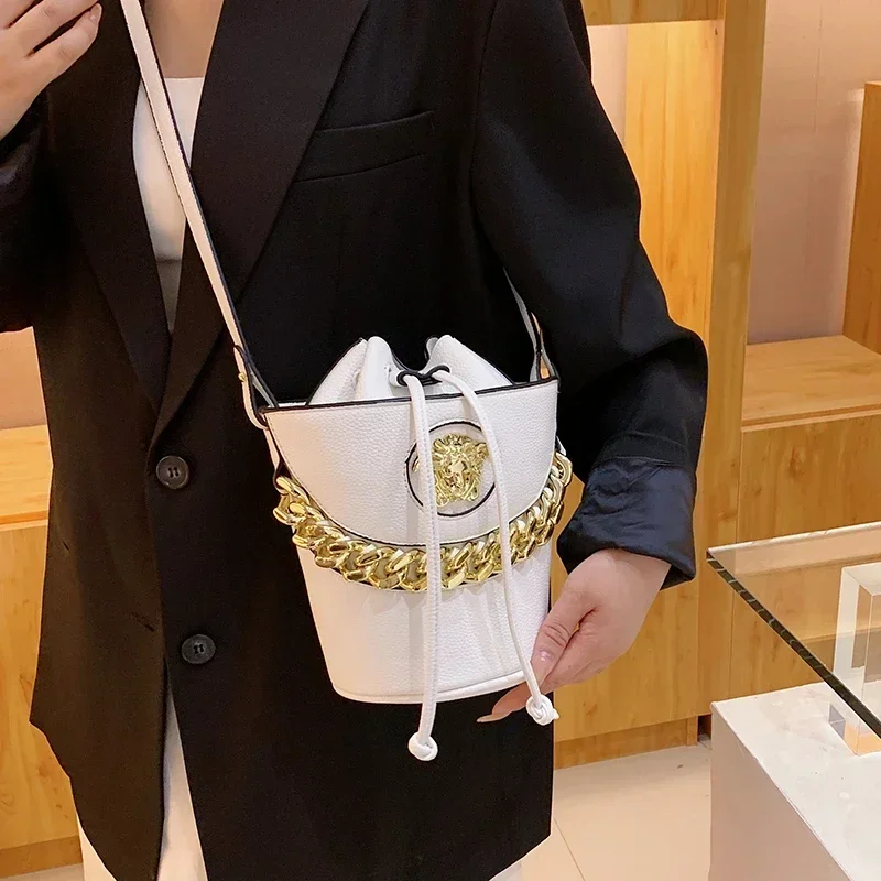 Bolsa de ombro feminina de designer famoso – Bolsa mensageiro de couro popular Bolsa crossbody para mulheres da moda