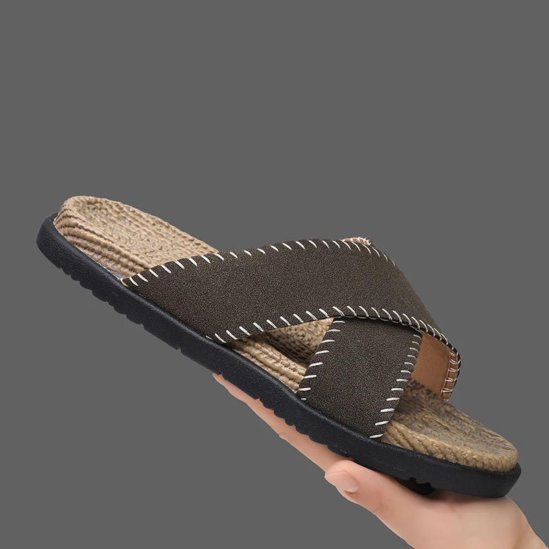 2026 New Arrival Summer New Mens Casual Shoe Fashion Home Sandals Outdoor Soft Bottom Hole Slippers Light Beach Footwear Slip-on
