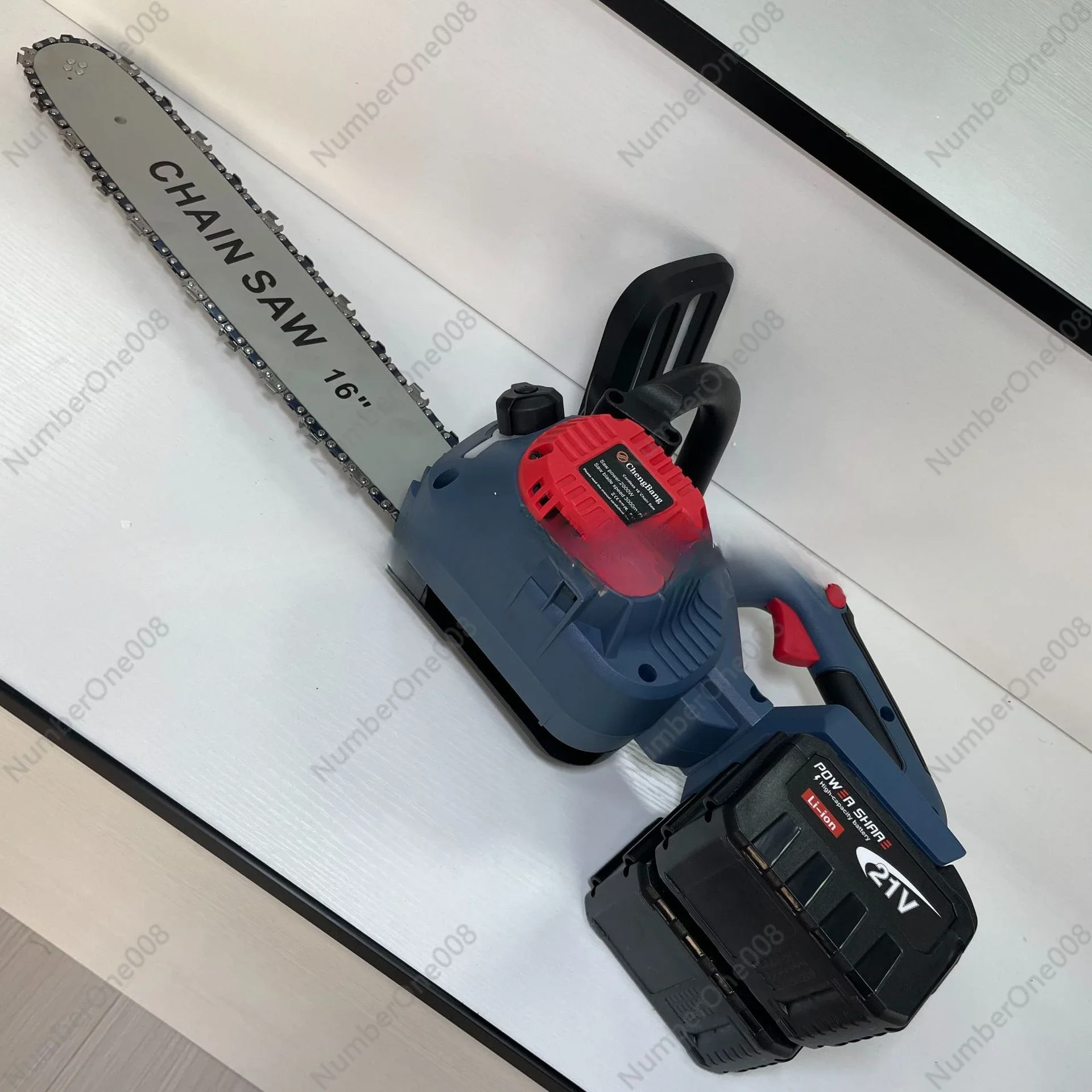 (1 Unit Can Be Sent with Number 083) High-power Dual Battery 16-inch Lithium Battery Brushless Electric Chain Saw (DW Socket)