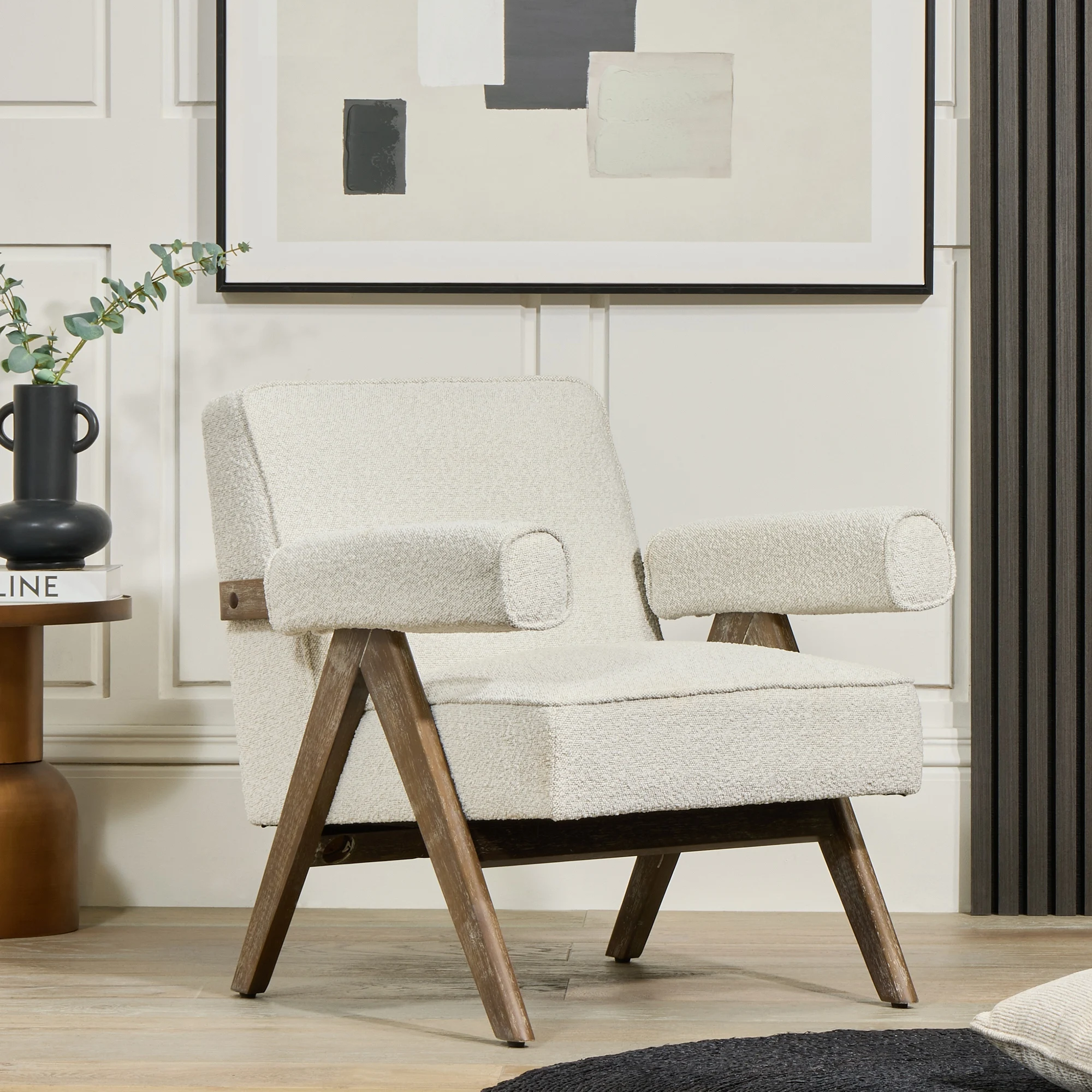 

Современный стул из чистки ткани. Стильный удобный стул для современных гостиных и дизайна отдыха в баре.