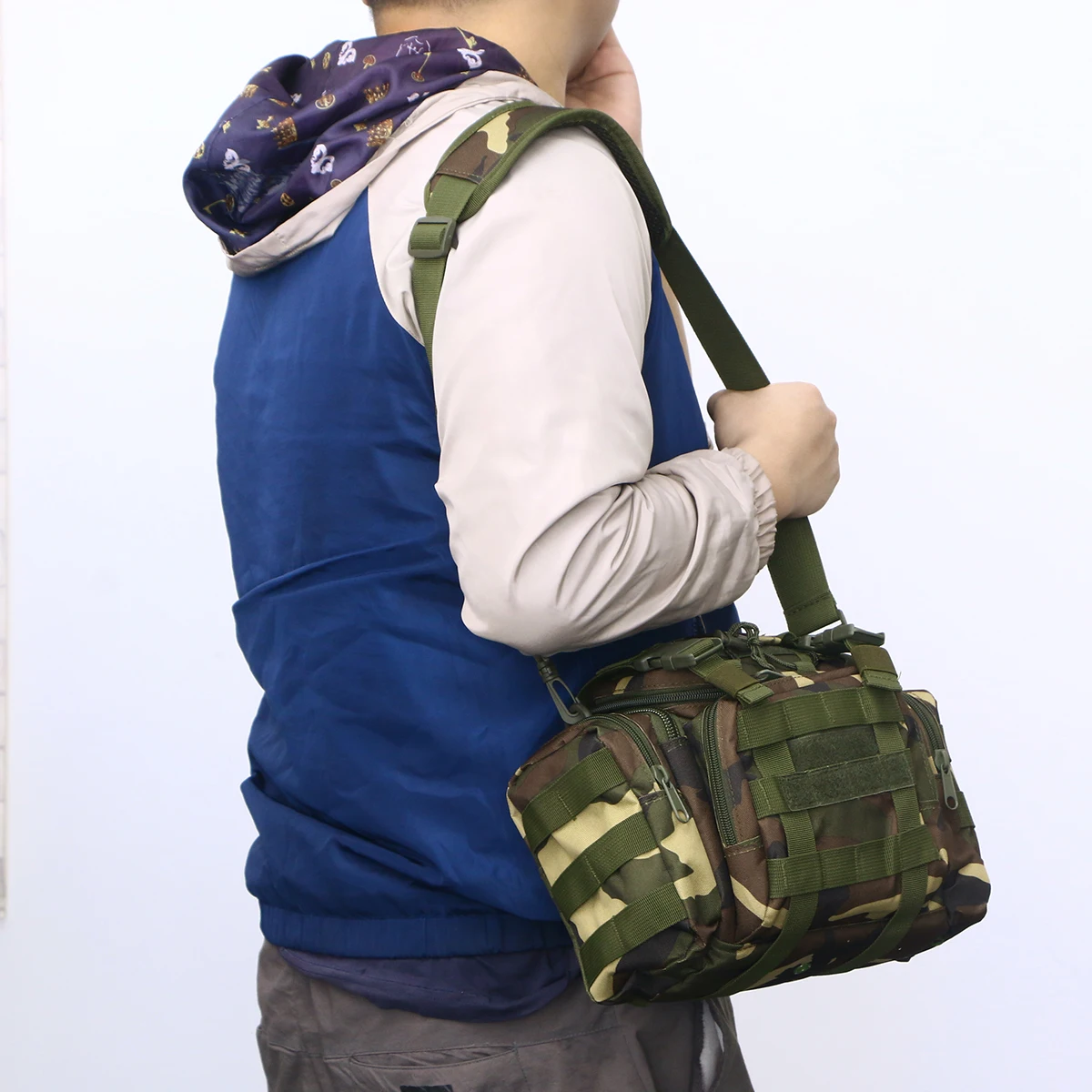 

Large Capacity Fishing Bag Tackle Storage Gear Pouch Bait Case Durable Water Resistant Nylon Shoulder Strap Reinforced Seams