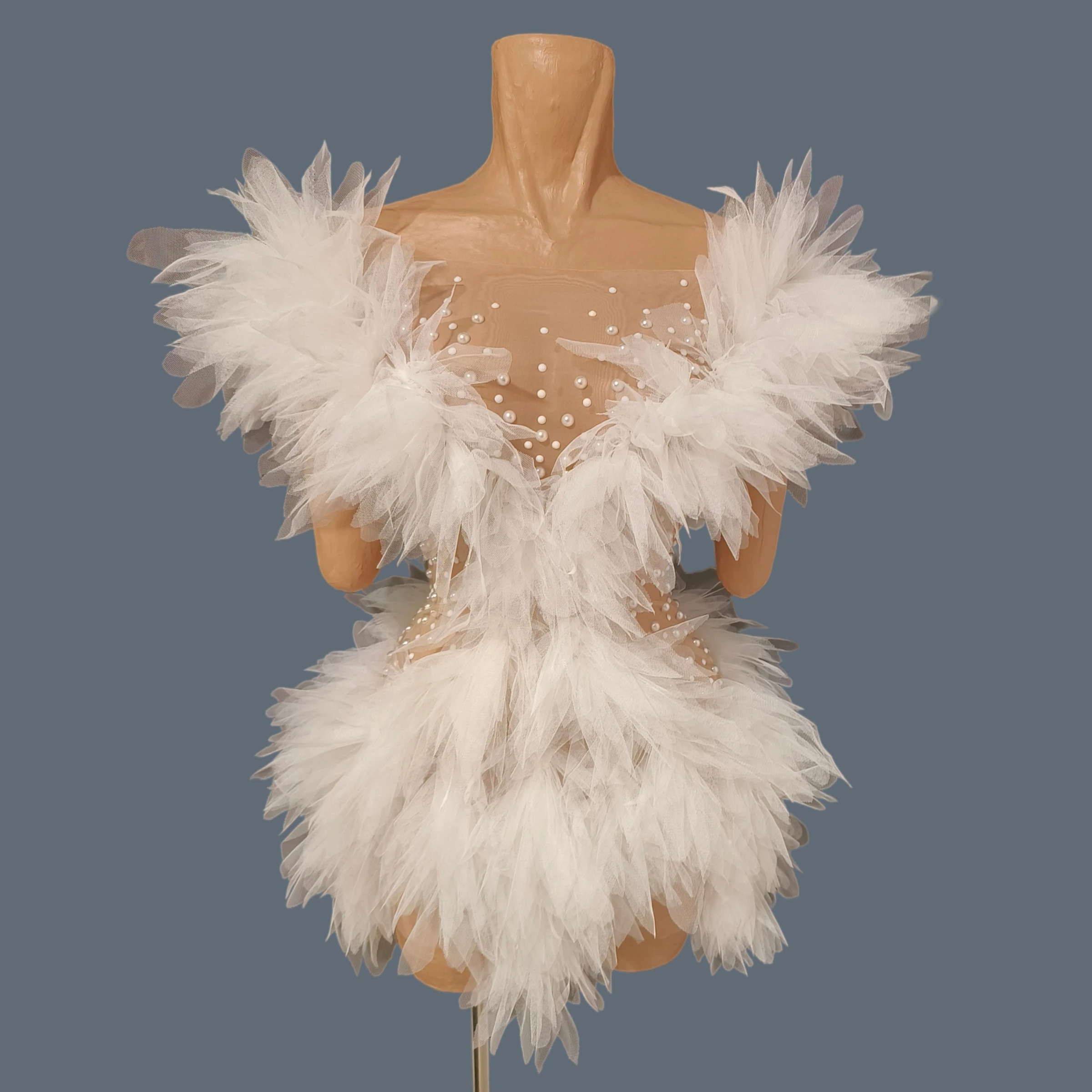 

Elegant White Feather Tulle Pearl Mini Dress Sparkly Stage Performance Outfit Dancer Party Costume See Through Mesh Wear Chibang