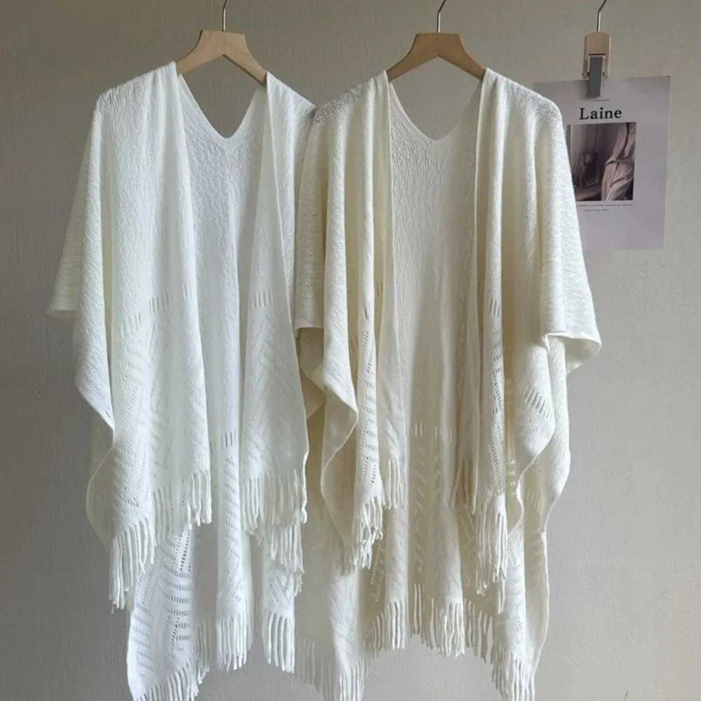 

Elegant Poncho Shawl Bohemian Style Ethnic Ethnic Style Cloak Hollowed Out Women's Warm Cape Women's Fashion Outfit Accessory