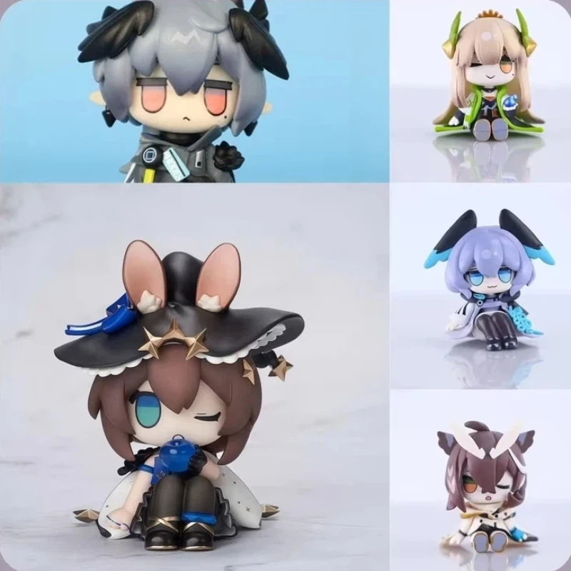 ​ ​ Arknights Chibi-Version Super Deformierte Sitzende Pose PVC Anime-Figur Statue Desktop-Dekoration Geschenk Sammlerstück ​