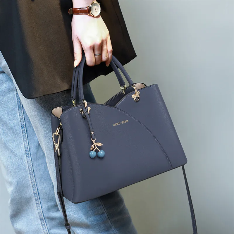 

Atmospheric and simple bag for women 2025 new trendy and fashionable commuter handbag temperament versatile crossbody bag
