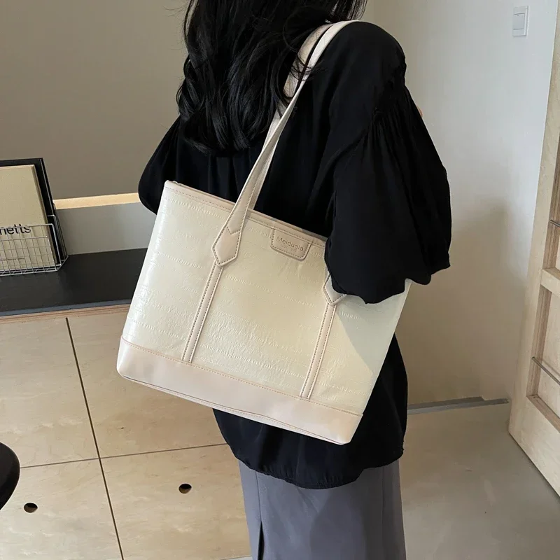 Sacs fourre-tout monochromes de grande capacité pour femmes, sacs initiés en PU, haute qualité, tempérament commconsulstyle, mode simple, automne, nouveau, 2024