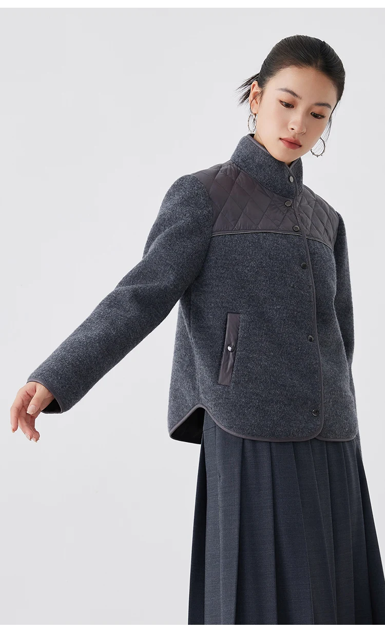 K2699X Hochwertige Damenjacke aus Wollmischung mit gesteppten Einsätzen, weicher, strukturierter Passform, elegante Luxus-Oberbekleidung – Detail 5
