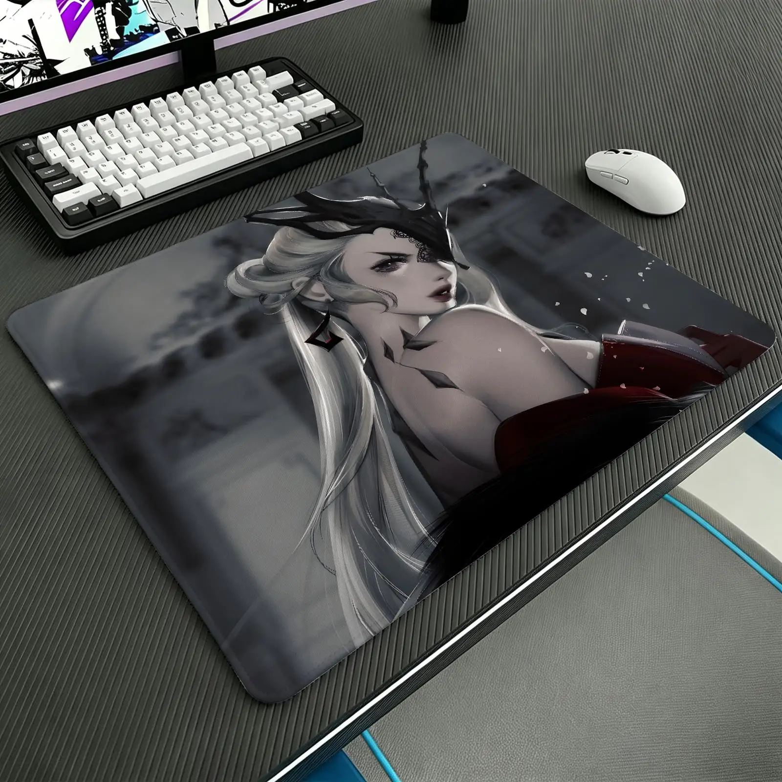 Genshin Impact La Signora Compact S/M‑L E‑Sports Pad, Tough Stitched Border for Lightweight Portable Laptop and Office Gaming