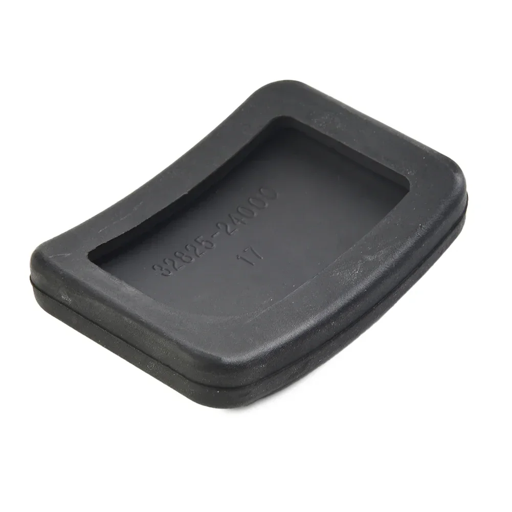 Brake Clutch Pedal Pads Cover For Hyundai Accent 95-05 Elantra 92-13 Getz 02-11 32825-24000 Car Accessories