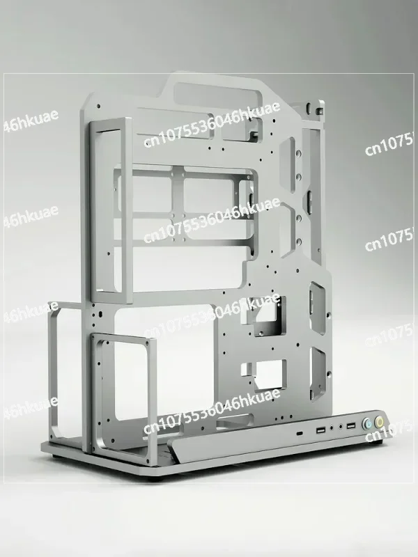 

Минималистичный компьютер с открытой рамкой из металла из алюминиевого сплава и водяным охлаждением для портативного использования