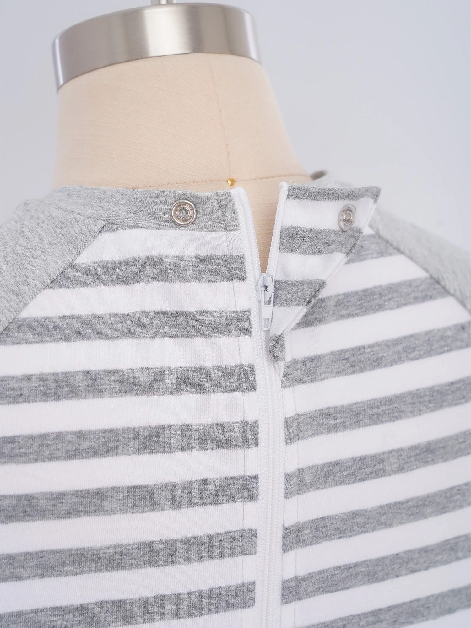 Kid Boys Girls Special Needs Jumpsuit Adaptive Clothing Long Sleeve Full Length Anti-Strip Back Zipper Stripes Rompers One-piece view 5
