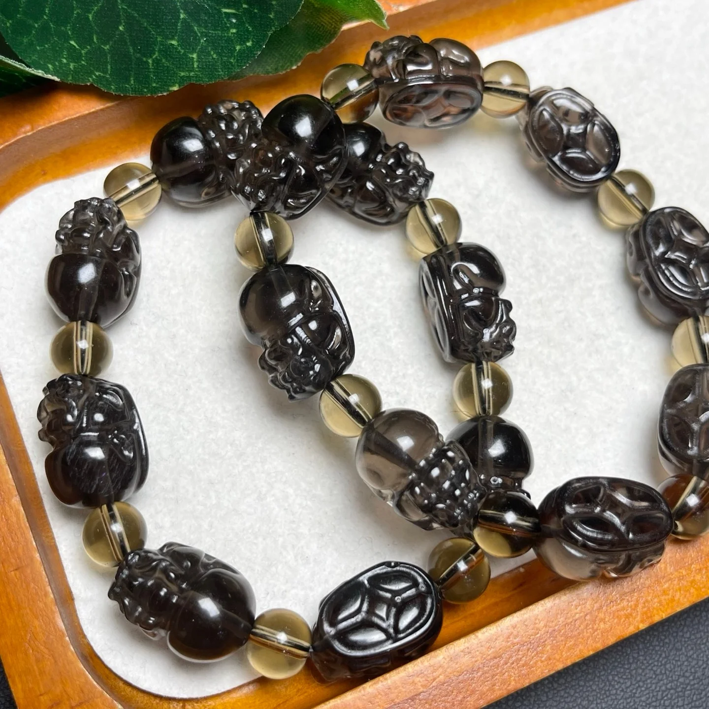 

1 Pc Natural Stone Ice Obsidian Pixiu Bracelet 11x18MM Mythical Animal Pixiu Beads Crystal Quartz Jewelry Gift Men Women