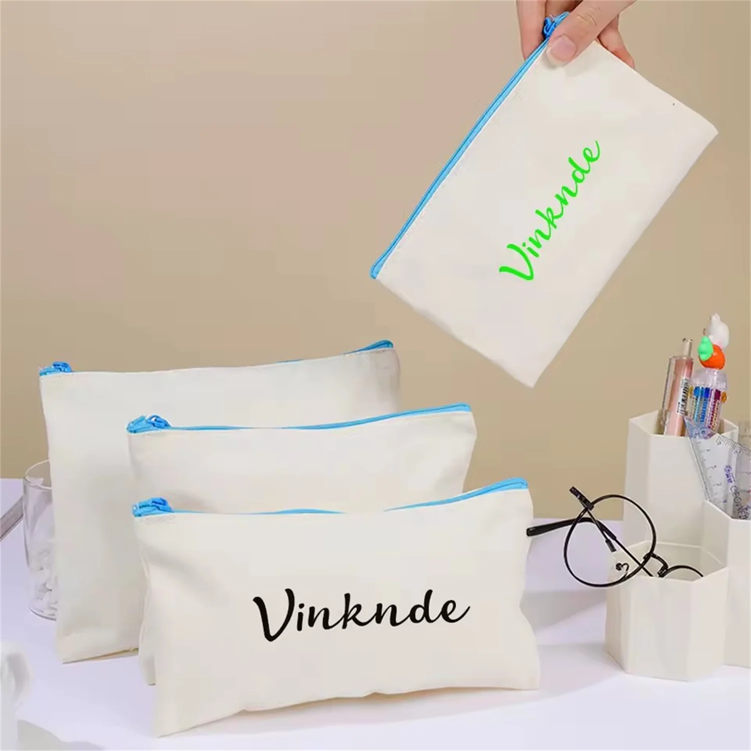 

100 шт. с логотипом для студентов и женщин. Прочная компактная удобная сумка для хранения школьных принадлежностей и косметики на молнии.