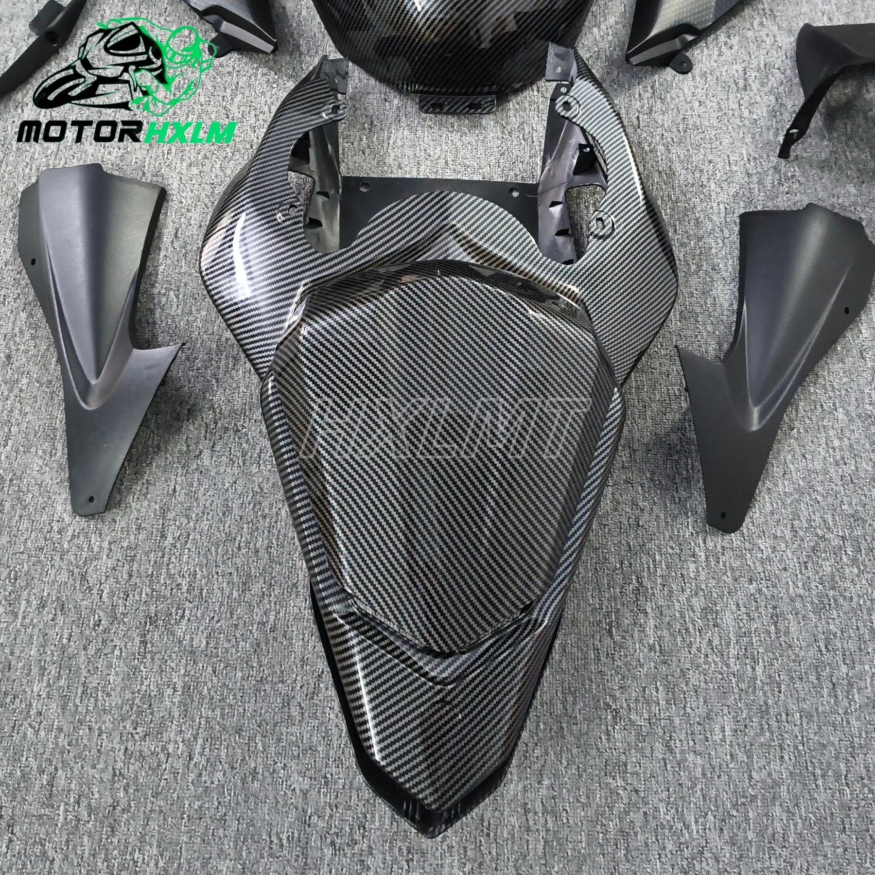 

Новый комплект обтекателей из ABS-пластика, подходящий для YAMAHA YZF-R6 2006 2007 06 07, с эффектом карбонового покрытия.