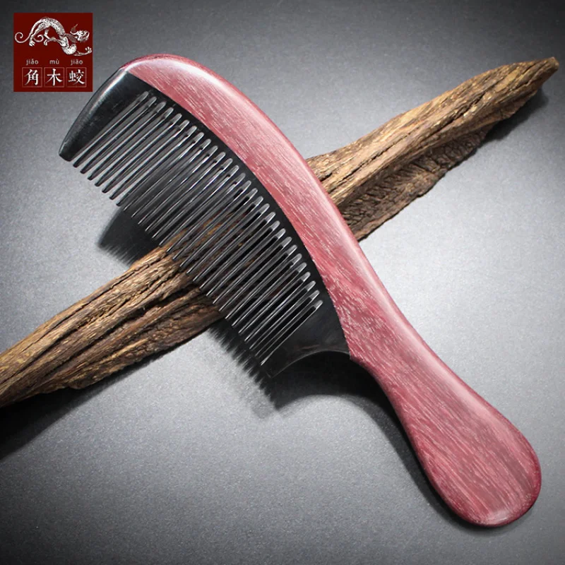

Comb made from hornwood and purple heart wood combined with buffalo horn, violet comb design