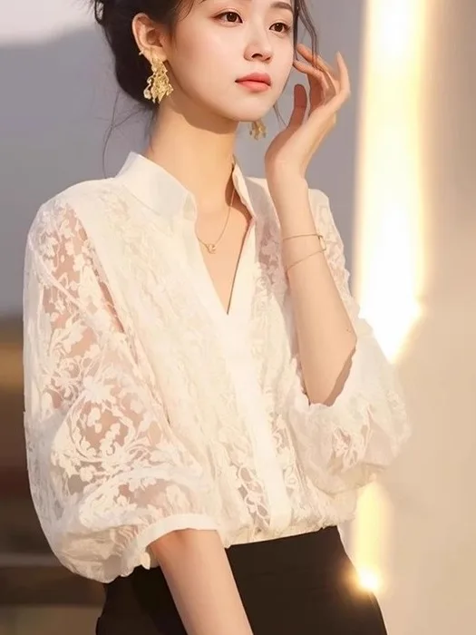 

Белая кружевная блузка Ele для женщин: модный элегантный топ для офиса, повседневный стиль, стандартный крой, полиэстер, рукав 3/4, женская одежда.