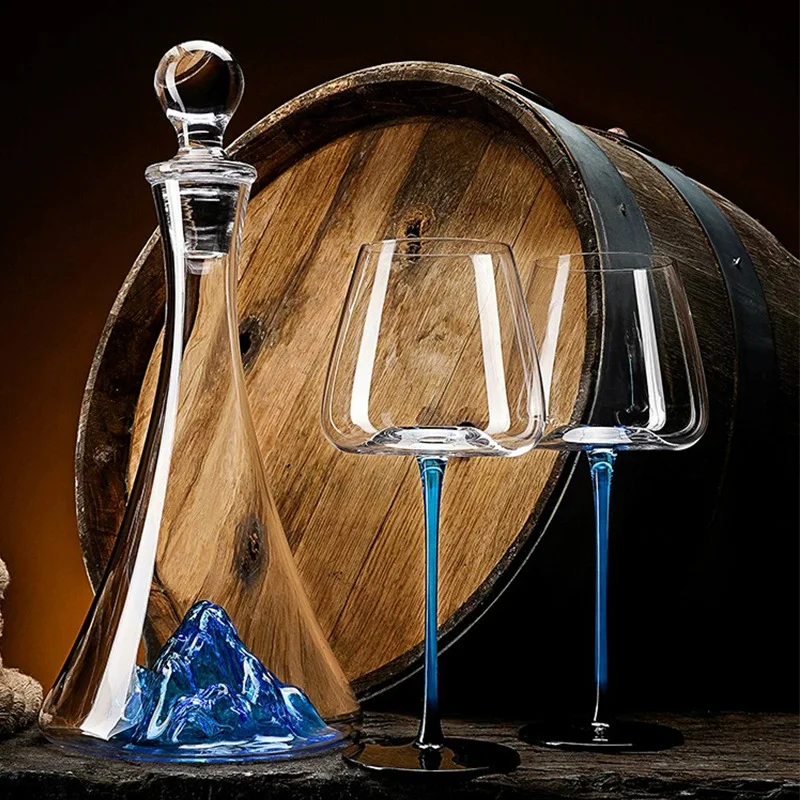 

Blue iceberg transparent glass decanter, European light luxury high-value red wine filtering and distributor, wine utensil