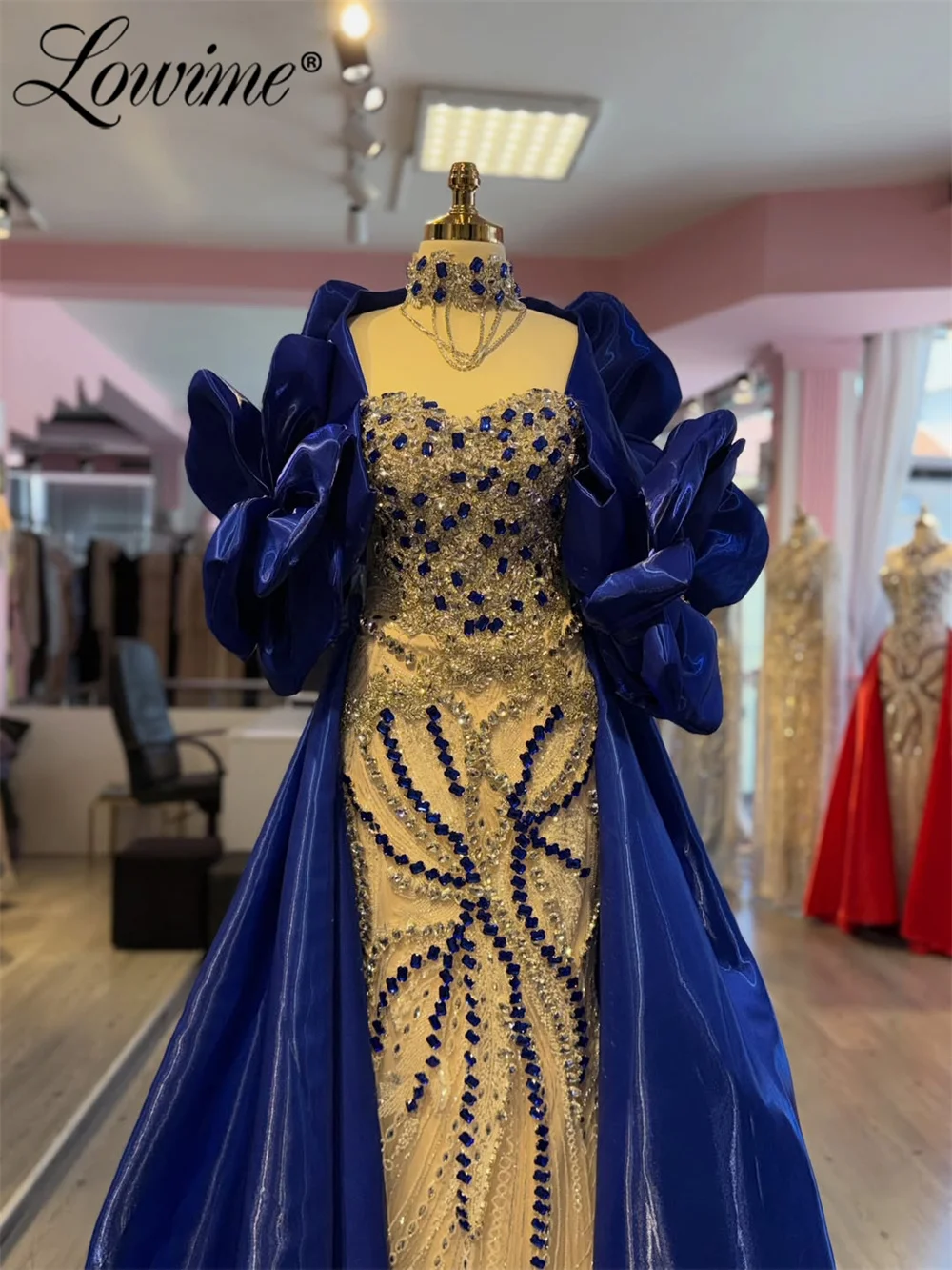 Two Pieces Royal Blue Ruffles Cape Arabic Evening Dresses Formal Prom Dress Customized Engagement Party Gowns With Crystals Bead