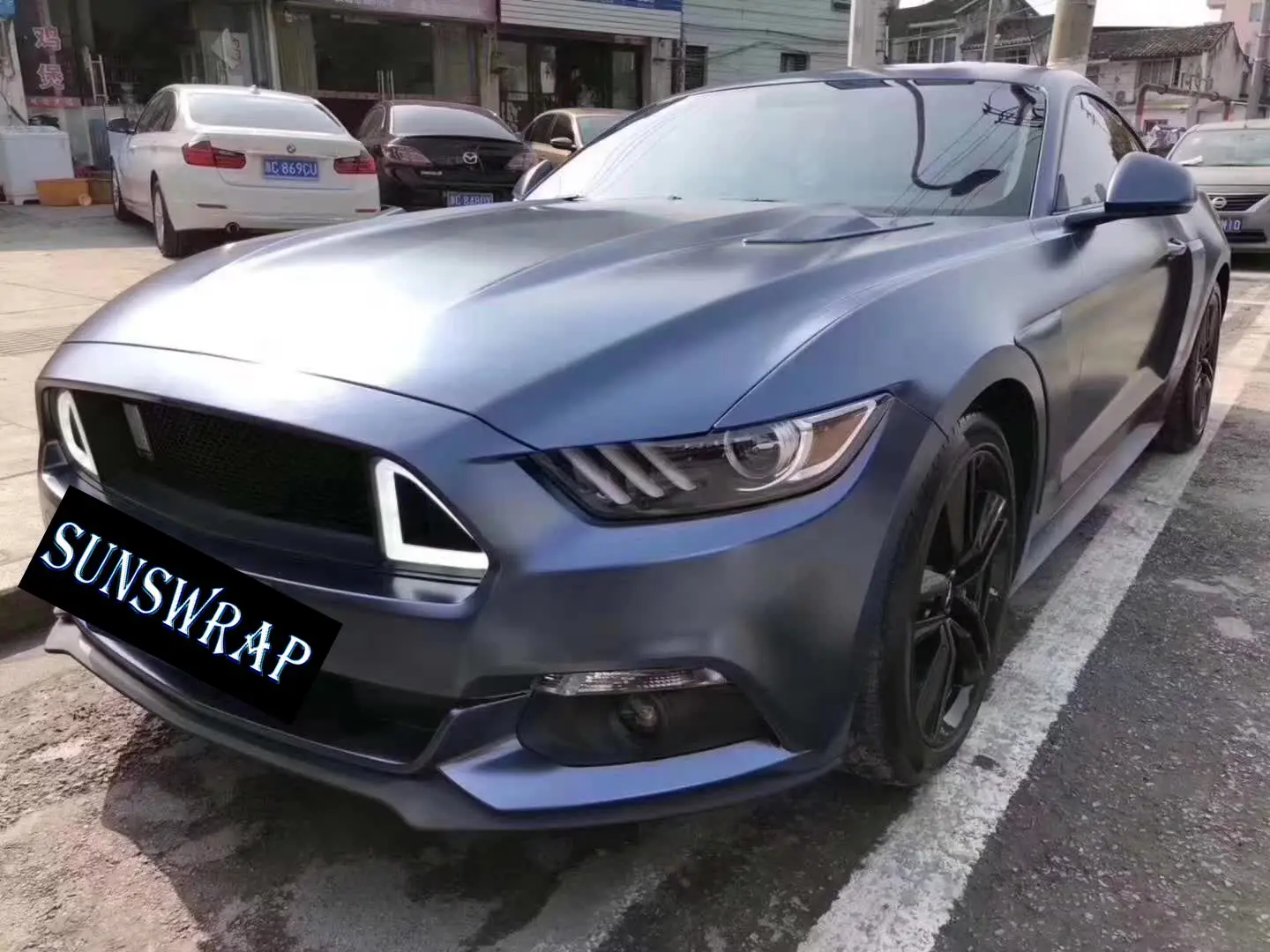

Атласная матовая хромированная автомобильная пленка, высокометаллическая виниловая пленка, наклейка без пузырьков, выпуск воздуха, 5x59 футов/рулон, наклейка на капот и крышу автомобиля