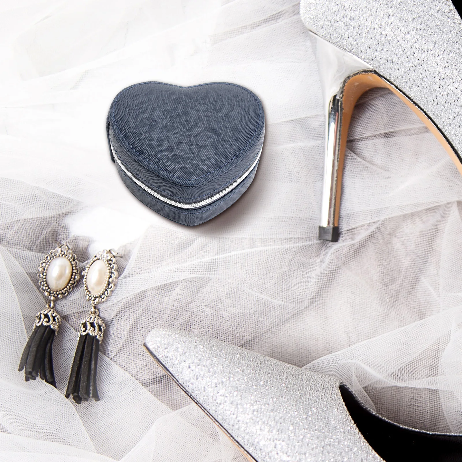 

Jewelry Storage Box Earring Case For Women Ear Studs Holder Dustproof Portable Organizer Small Item Case Gift Box