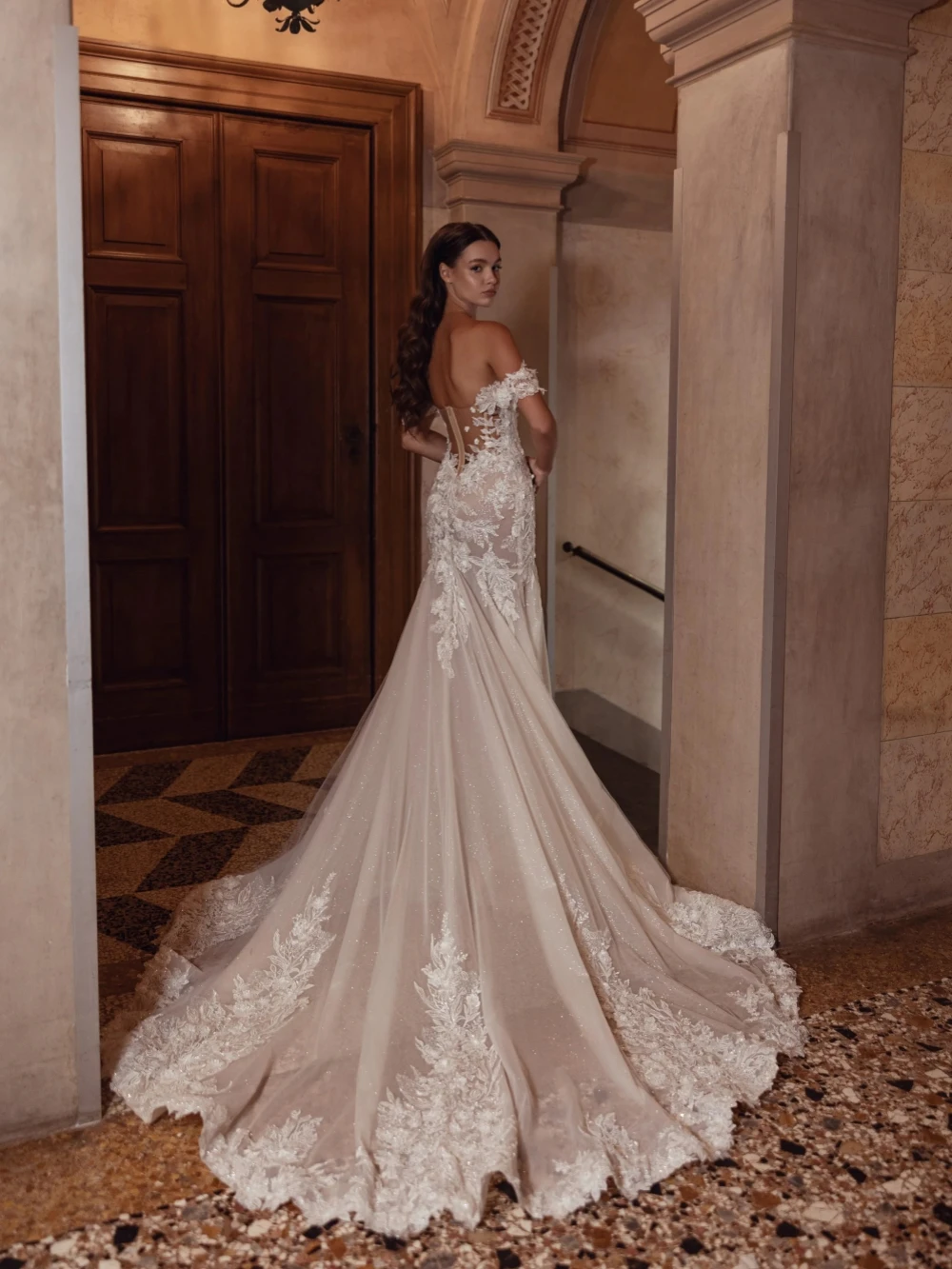 Glitter borduurwerk kralen kant zeemeermin trouwjurk dromerige lieverd hals bruidsjurk op maat gemaakte sierlijke jurken voor de bruid