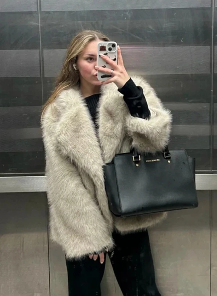 Abrigo de felpa de otoño e invierno, nueva marca de lujo, abrigo de piel de zorro con solapa grande, chaqueta de piel sintética a la moda, suave, grueso y cálido