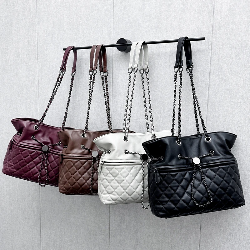 Stylish Practical Solid Color Women Shoulder Bag Quilted Design Diamond Pattern Large Capacity Storage Crossbody Bag for Outings