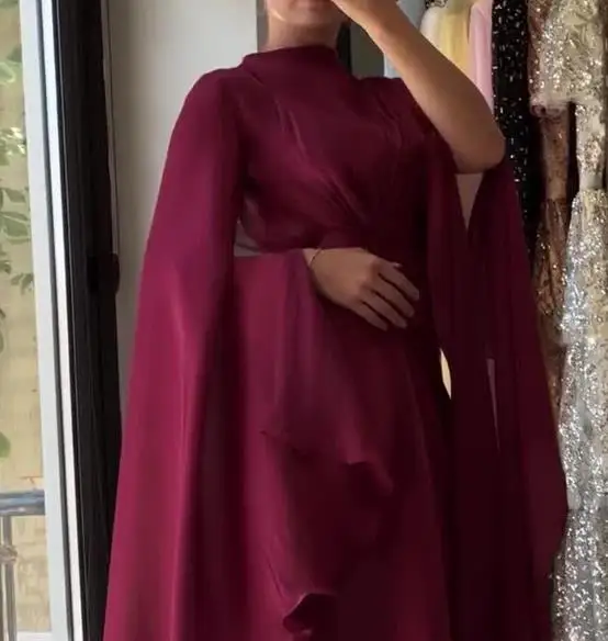 

Winter 2025 Fashionable Red Dress round Neck Long Sleeve Waist Design New Arrival
