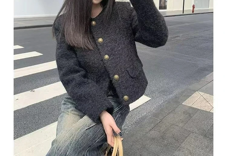 

High-end Khaki Woolen Coat Women's 2026 Spring and Autumn New Temperament Versatile Top