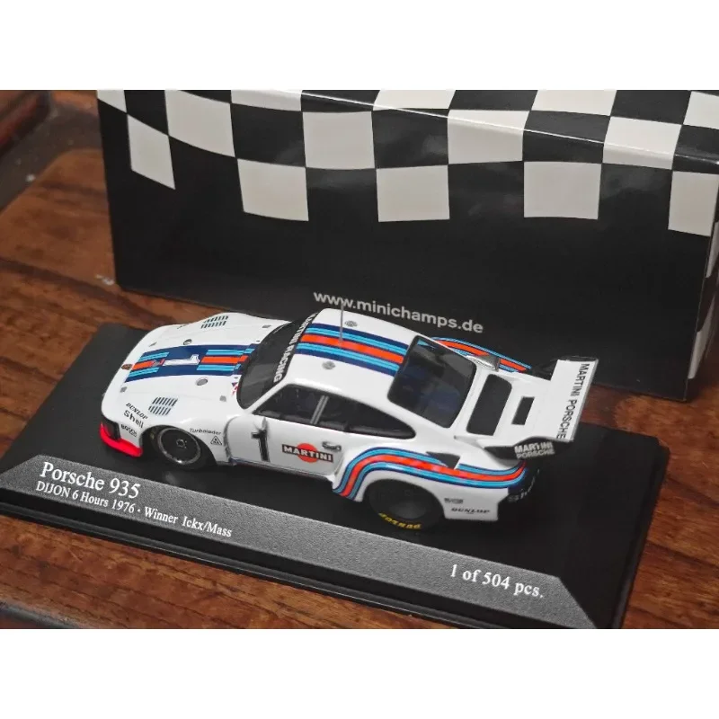 1/43 1976 PORSCHE 935 Martini Team 1# Alloy simulation static model, children's collection toy, for children's holiday gifts.