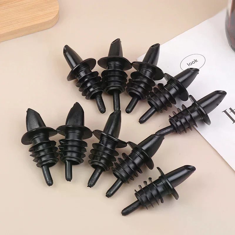 

10Pcs Liquor Bottle Pourers Flow Pourers Plastic Spouts Black Bottle Pourers For Bars Clubs Pubs Restaurants Coffee Shops