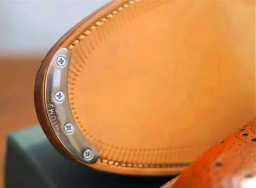 

Медная простыня с железной ладонью, противоизносные и противоскользящие ботинки ручной работы, кожаная подошва, противоизносная железная подошва для обуви, железный лист на передней части стопы