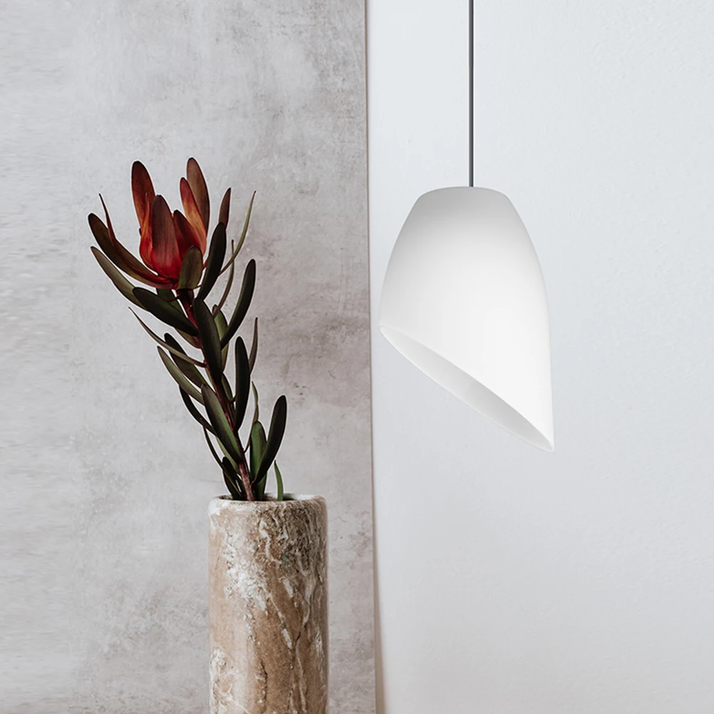 

Horseshoe Lampshade White Plastic 40mm Table Light Cover Small Lampshades for Desk Bedroom Living Room Study Hotel Decorative