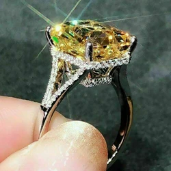 Huitan Square Yellow Cubic Zirconia Women Rings Gorgeous Wedding Anniversary Lady Rings Temperament Elegant Fashion Jewelry Gift