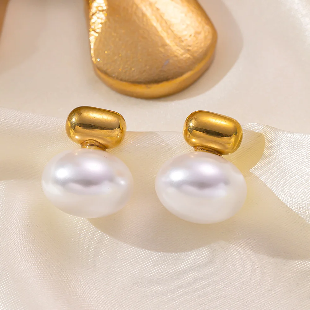 1 Pair Small White Imitation Pearl Earrings Gold Color Stud Earrings Cute Jewelry for Daily Party Accessories Women Jewelry