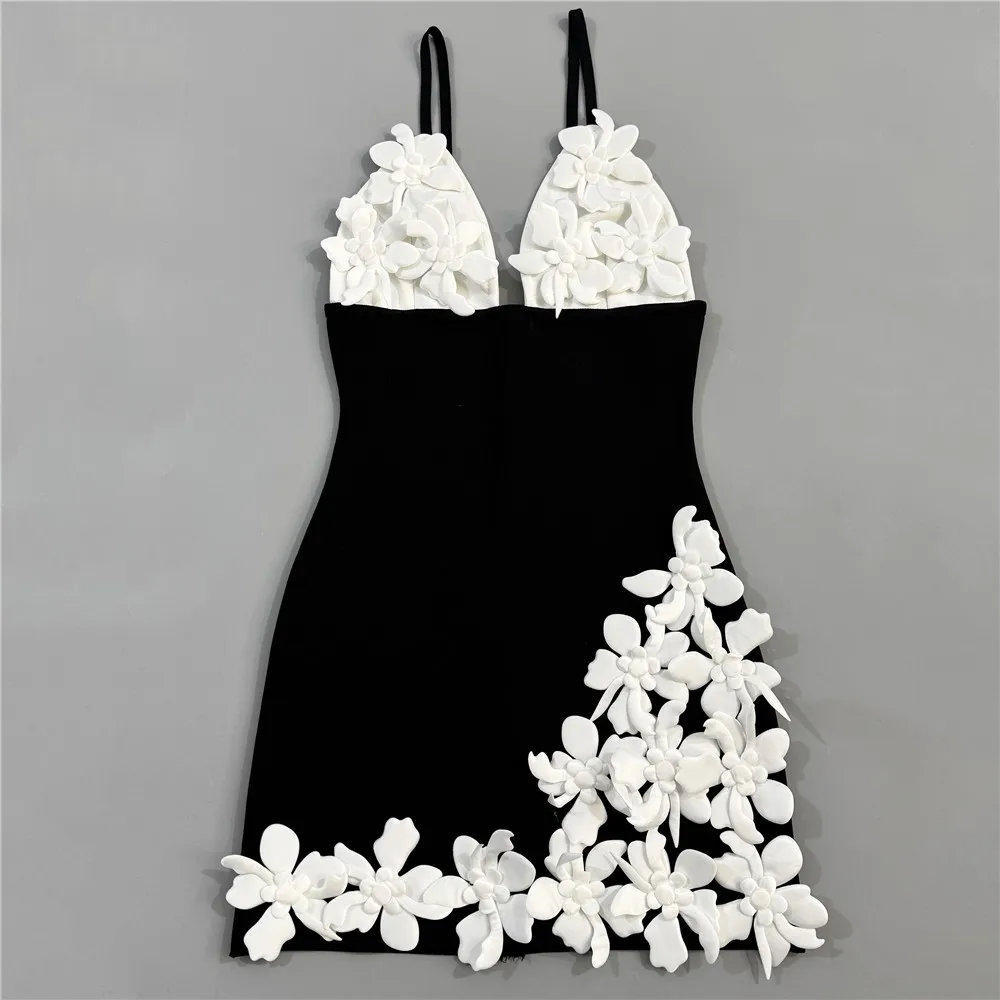 Robe mini de soirée club pour femme, simple, avec appliques florales 3D, bretelles spaghetti, col en V profond et dos nu