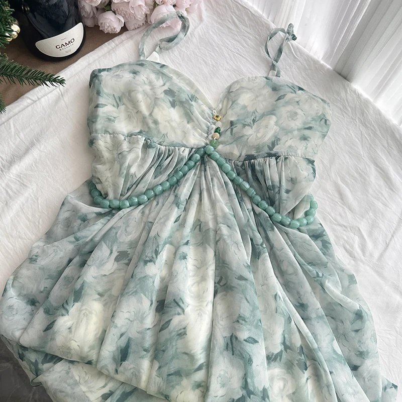Women's Maxi Dress Ditsy Floral Smocked Summer Sundress Sleeveless Spaghetti Straps Long Beach Formal Dress Printed Flower Dress