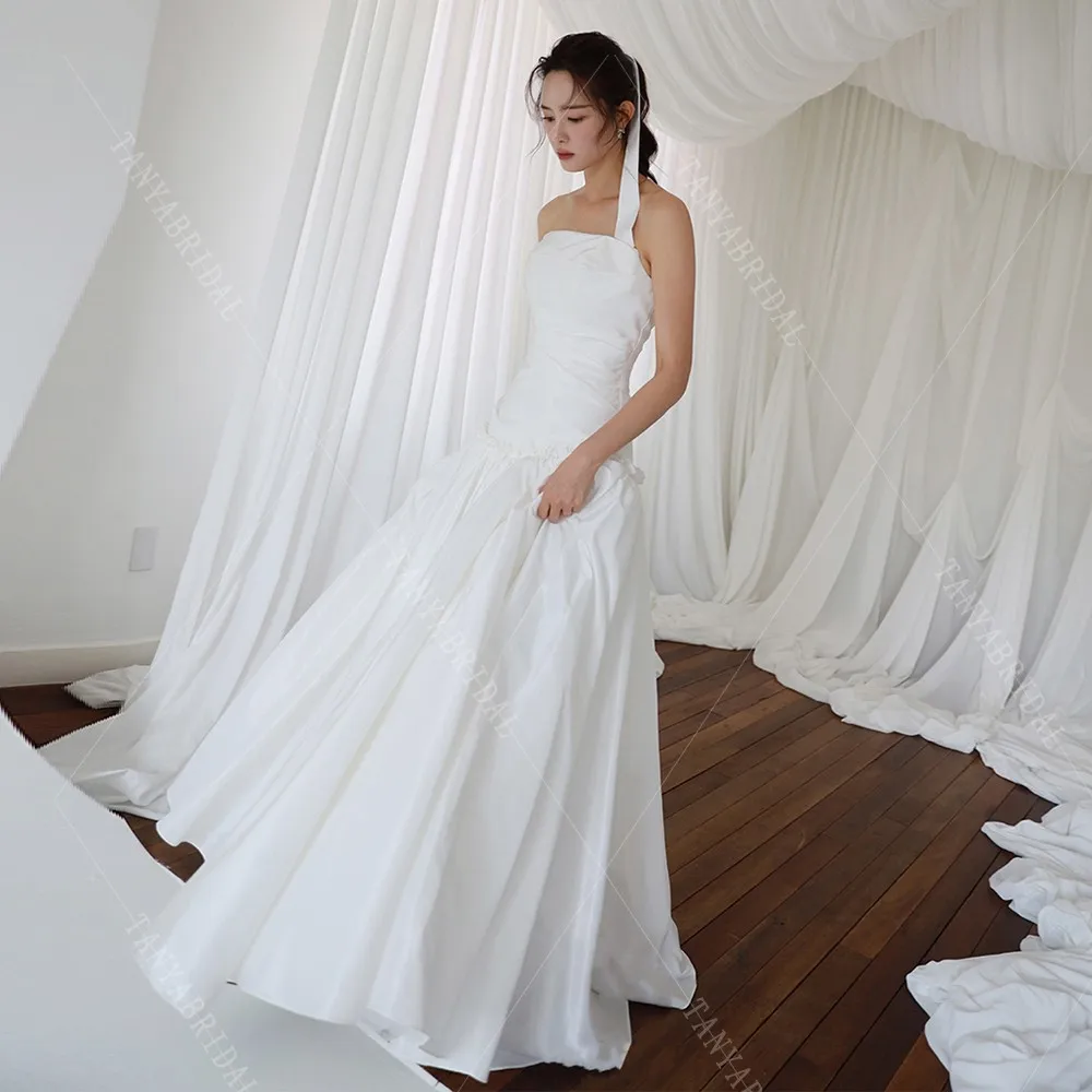 Abito da sposa in taffetà senza spalline senza maniche con lacci sul retro Abito da sposa lungo fino al pavimento Abito da sposa per servizio fotografico da sposa all'aperto TSWD800