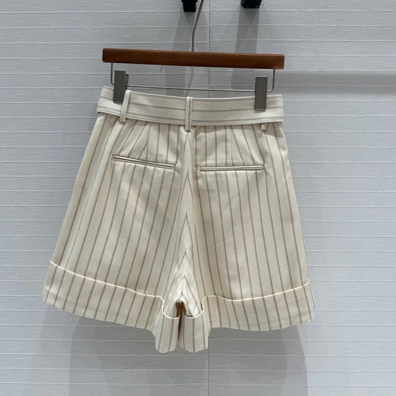 

2024 high-quality striped cotton and linen shorts retro British pleated waist hemmed straight hot pants