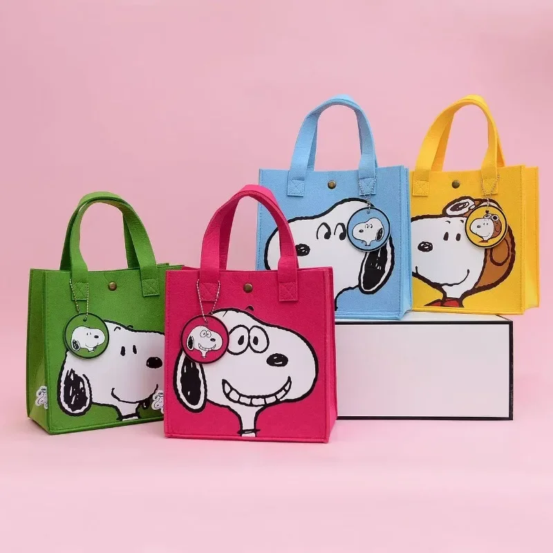 Bolso de fieltro de Snoopy de dibujos animados Kawaii, almuerzo de estilo japonés, bonito bolso de caja de almuerzo, bolso cuadrado, etiqueta tejida exquisita